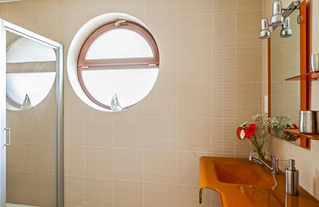 Panoramic Art Apartment With Jacuzzi Balatonlelle Exterior photo